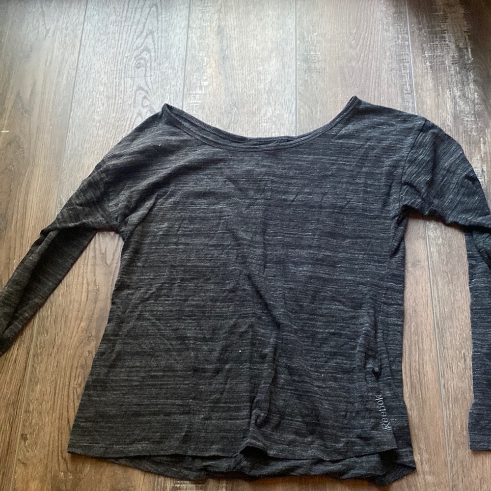 Long Sleeve Reebok Shirt Size Small